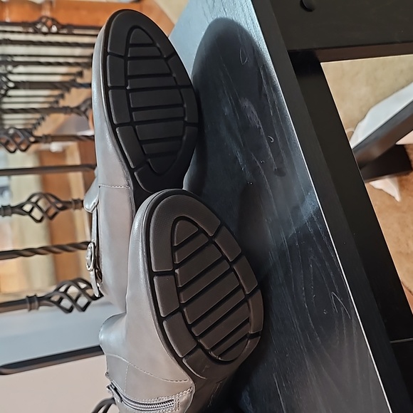 Croft and Barrow Ankle Boots - Picture 5 of 6